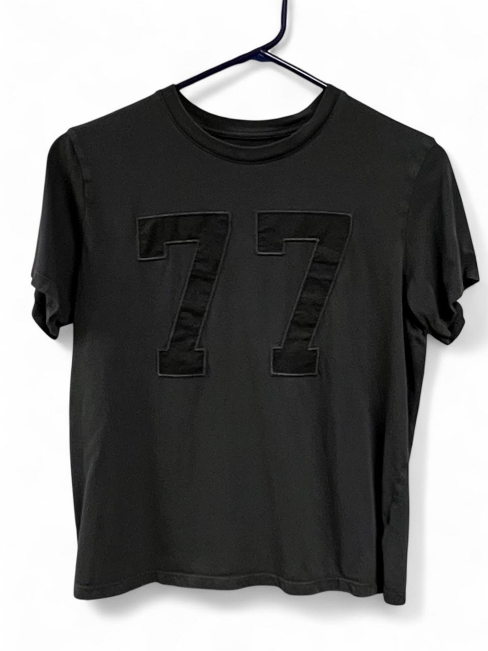 American Eagle 77 T-Shirt Size Small